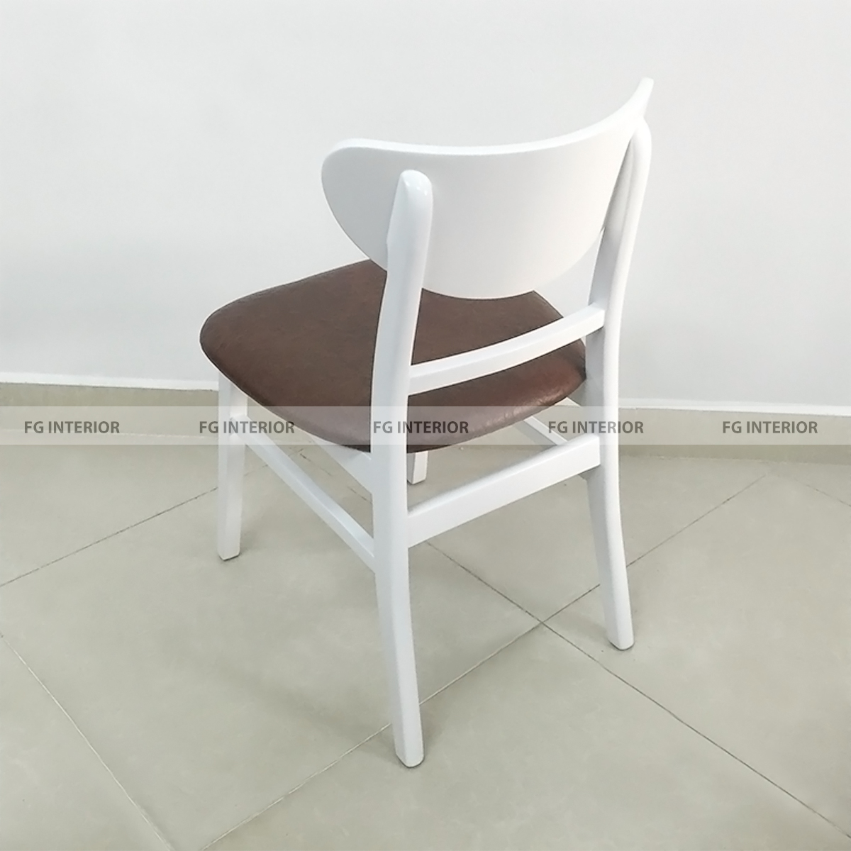 Ghế gỗ cafe đệm UMA2